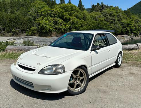 「好き」をカタチにする車とパーツたち